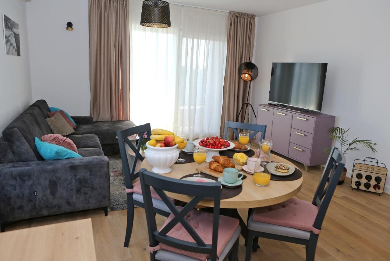 Apartment Gambi With Sea View Zadar Exterior photo